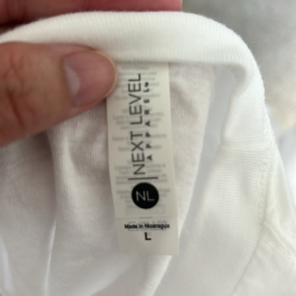 Hae Hawaii (local Hawaiian brand) Maui T-shirt; Large - Picture 3 of 6